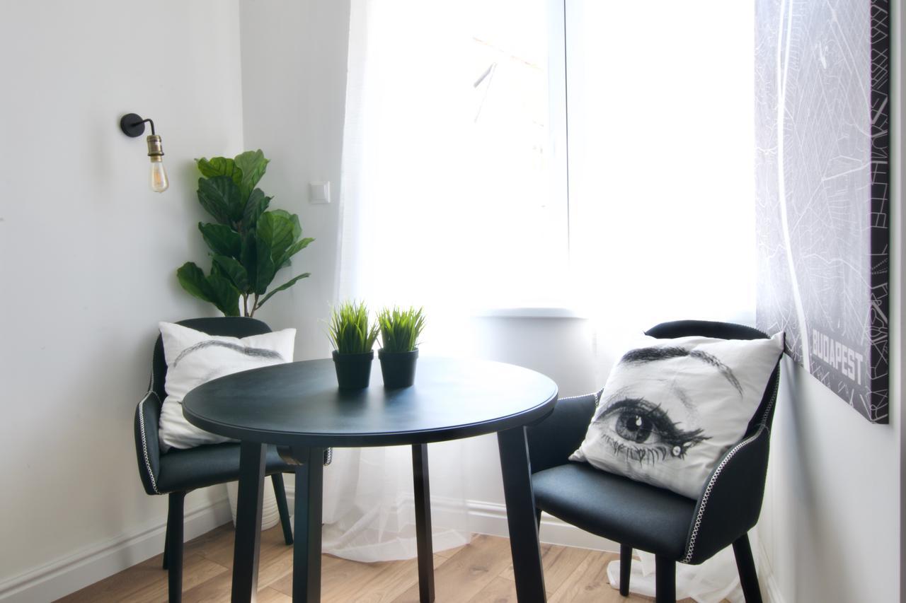Luxury Apartment By Hi5 - Regiposta Budapeste Exterior foto